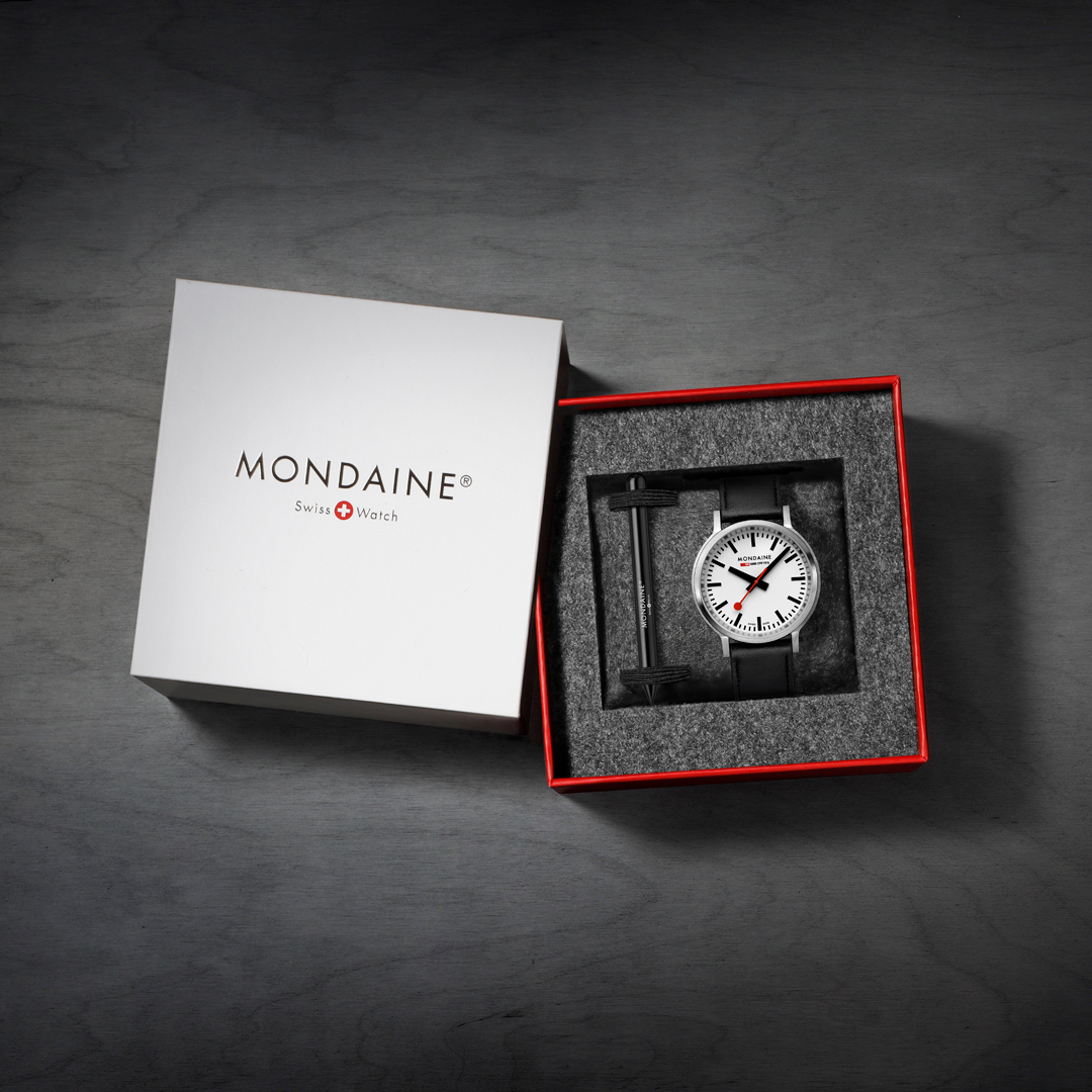 Mondaine Official Swiss Railways Stop2Go Automatic BackLight 41mm Watch