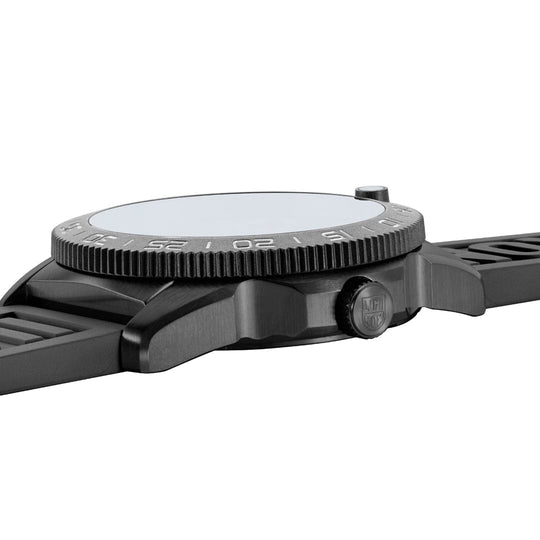 Luminox Pacific Diver Ripple 39mm Diver Watch - XS.3127M